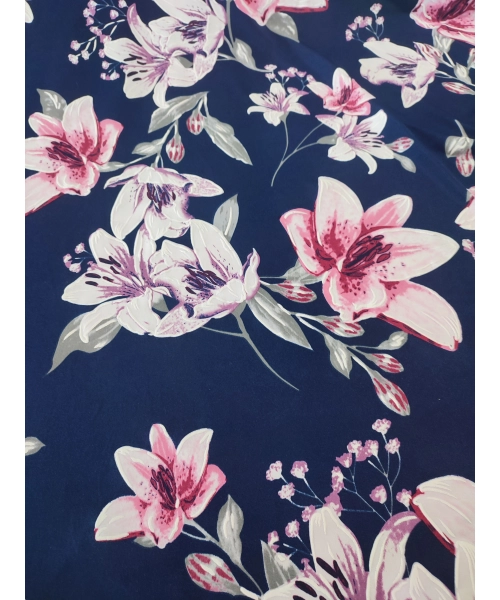 Granatowa elastyczna dzianina Jersey - białe i różowe lilie